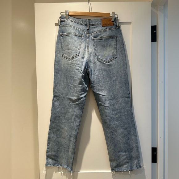 Denim Forum - The Arlo High Rise Straight Jean - Picture 2 of 5